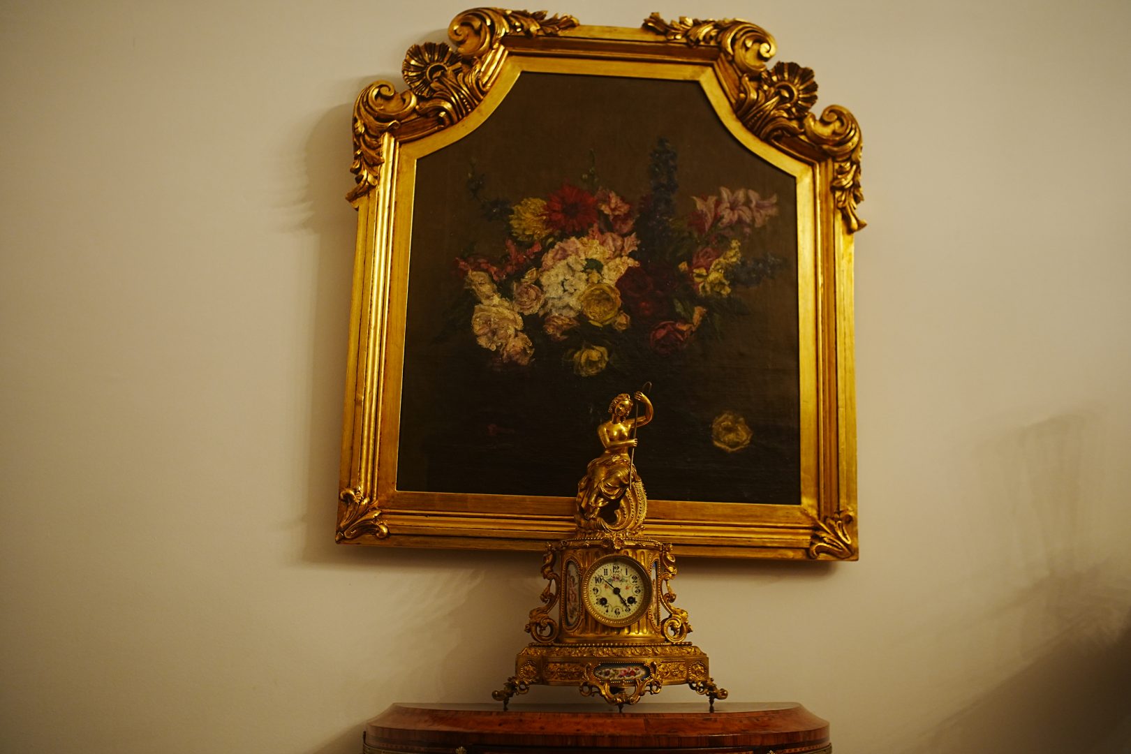 Art. History. Experience. – Descoperă eleganța unui cigar lounge București interbelic autentic